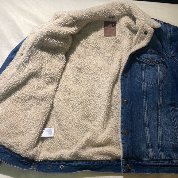 Sherpa lined Denim Jacket Gap, size M - Picture 3 of 4